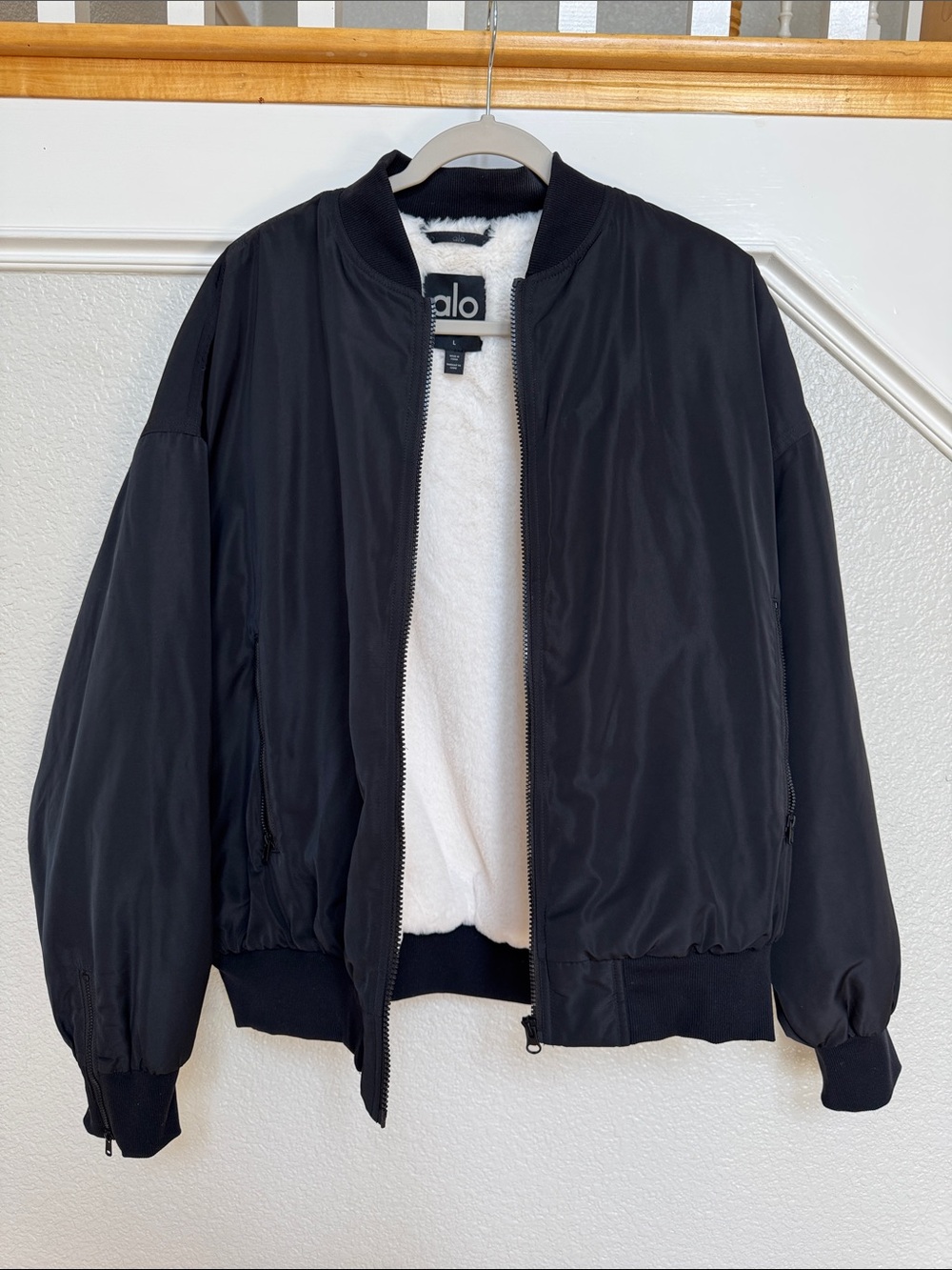 ALO - FAUX FUR URBANITE
BOMBER